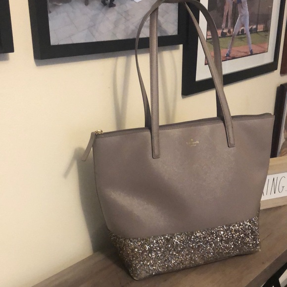 kate spade Handbags - Kate Spade Tote Bag